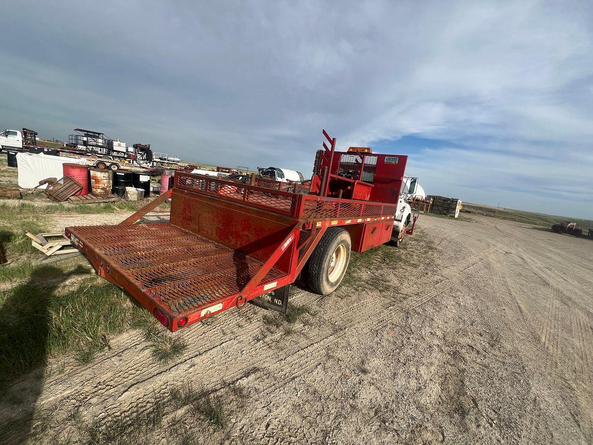 Used 2008 FORD F-650 SUPER DUTY TRUCK WITH TOOL BED