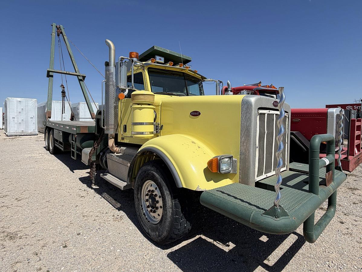 Used 2013 Peterbilt 367 Rig Up Truck