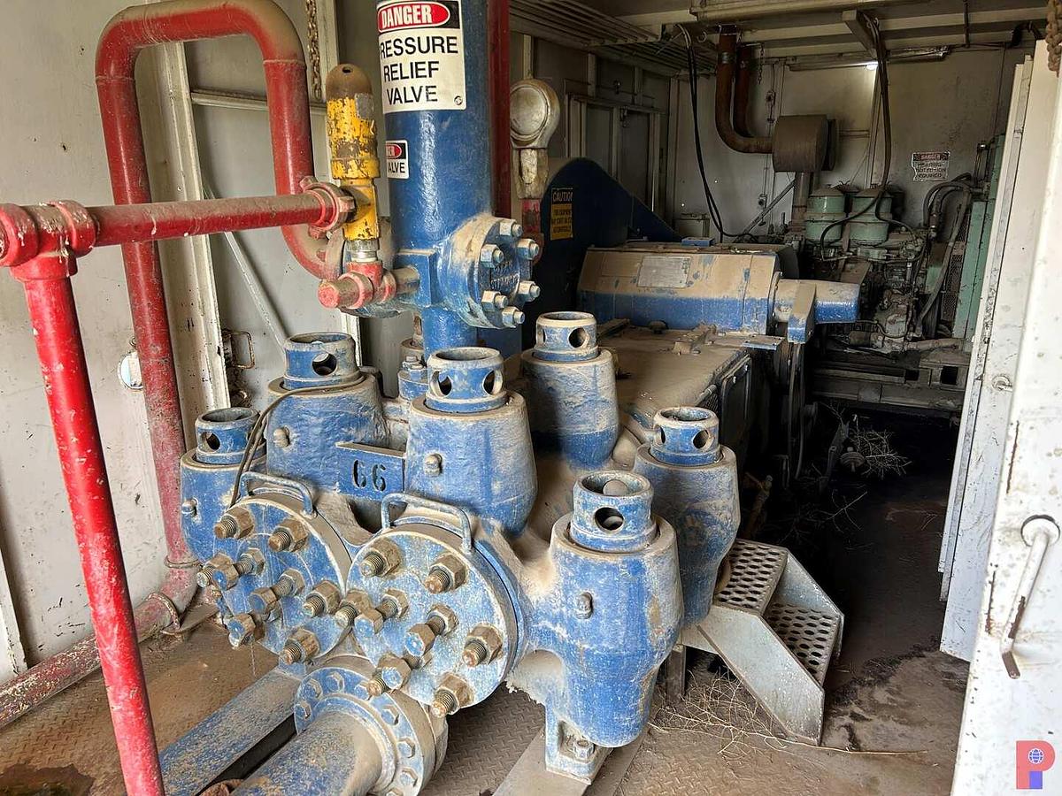 Used NATIONAL K-380 DUPLEX MUD PUMP