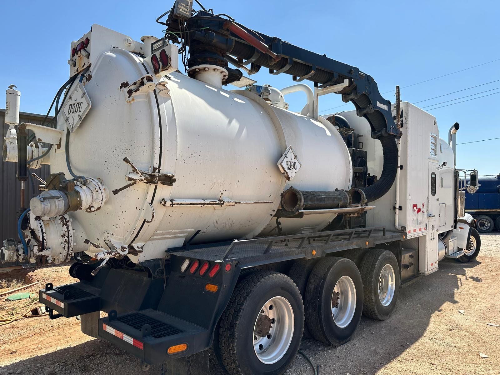 Used 2008 Peterbilt 367 Custom Vac Services HydroVac Truck