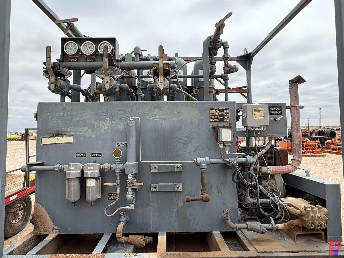 Used 3-STATION CLOSING UNIT MTD ON 2011 CENTEX T/A GOOSENECK TRAILER