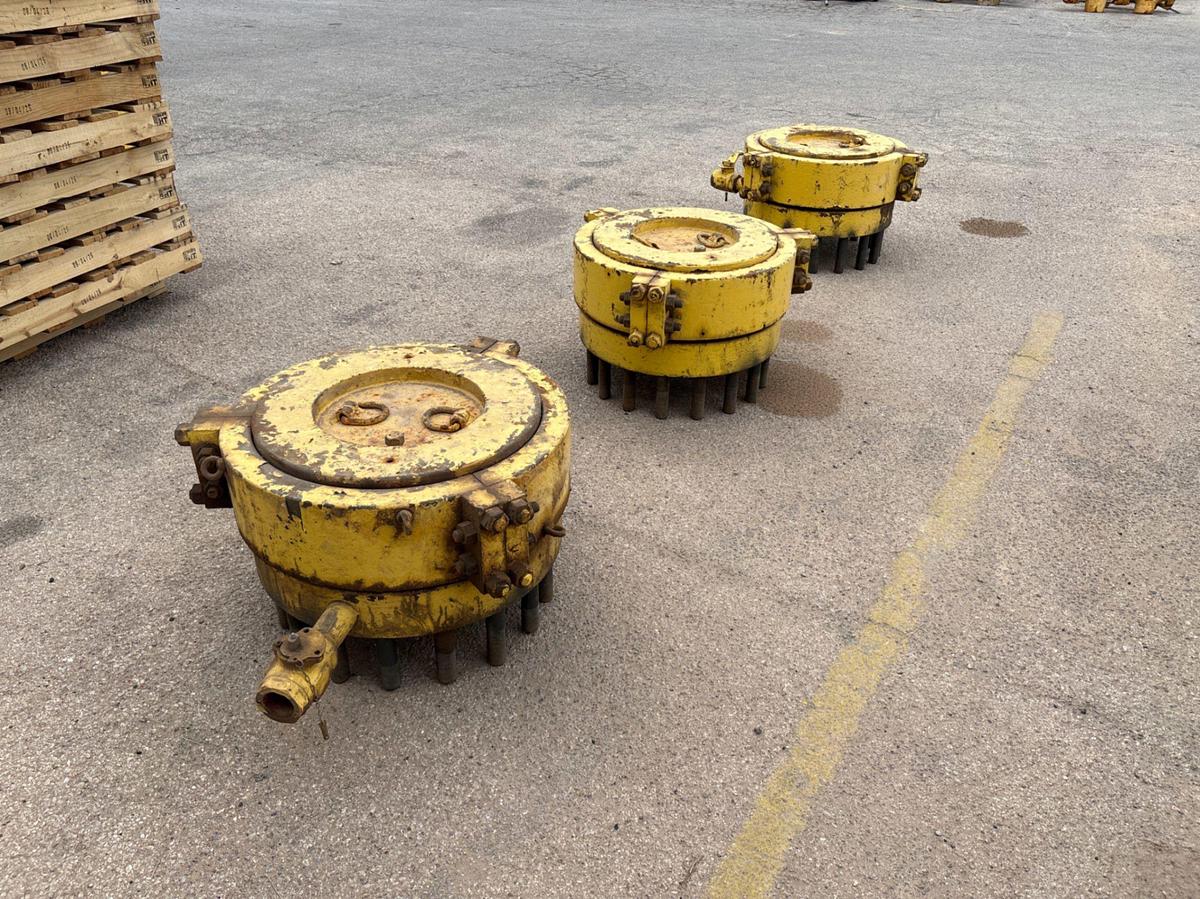 Used (3x$) (3) 13-5/8” casing clamps