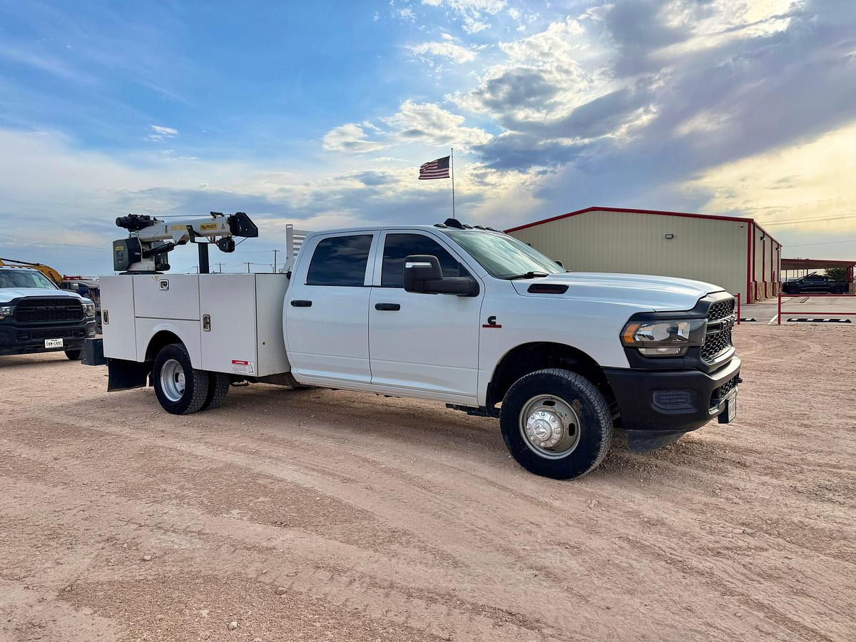 Used 2024 RAM 3500 CREW CAB MECHANICS TRUCK, 4X4
