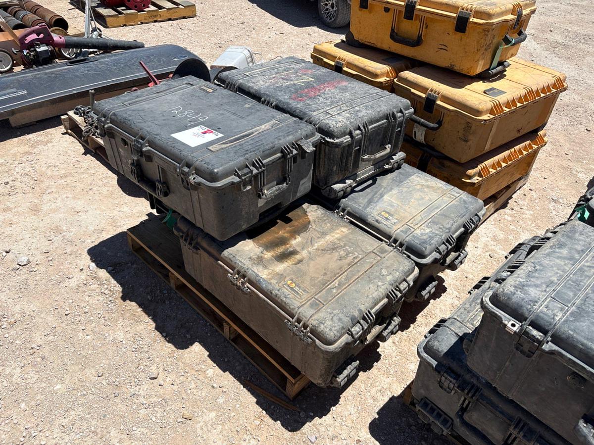 Used (5) SCBA TANKS & MASKS W/ PELICAN CASES