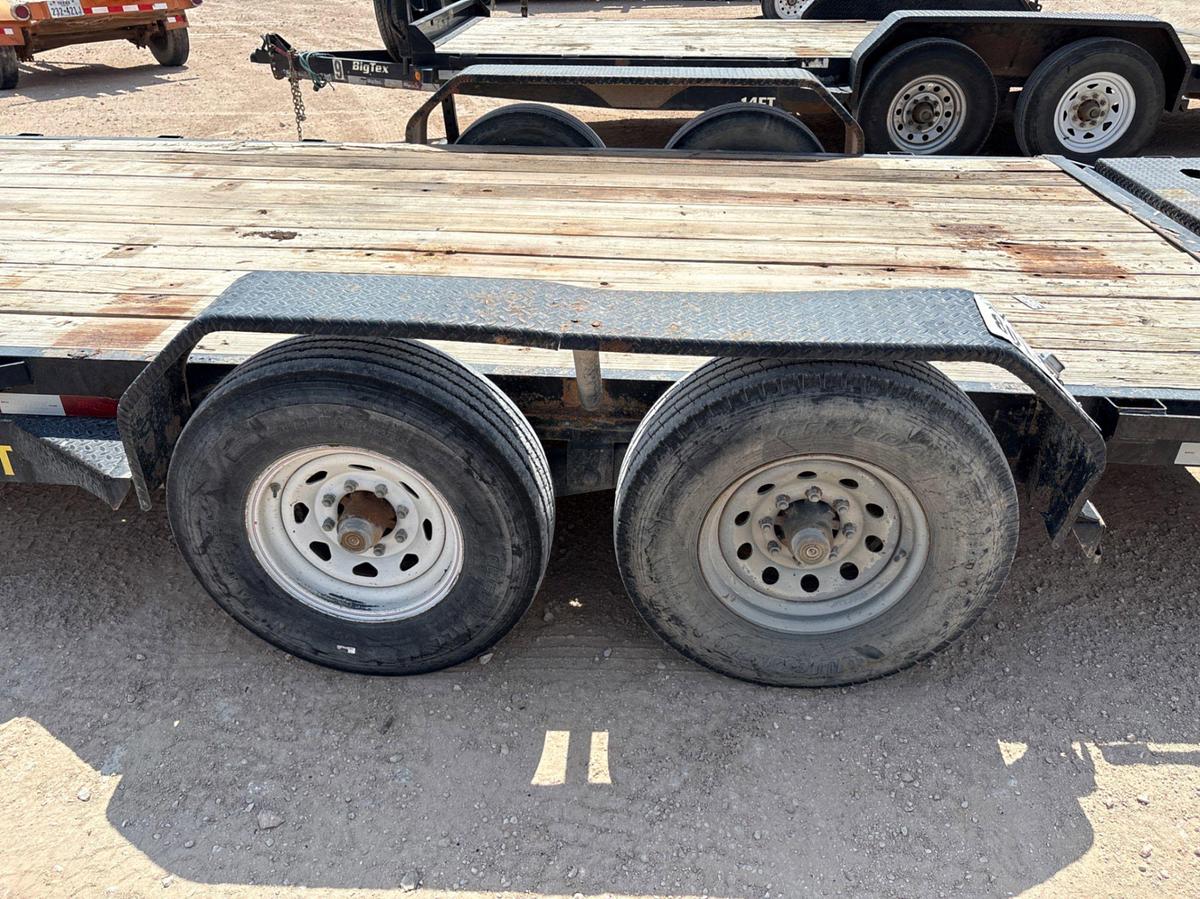 Used 2019 BIG TEX 20’6” X 7’ T/A BUMPER PULL CAR HAULER TRAILER