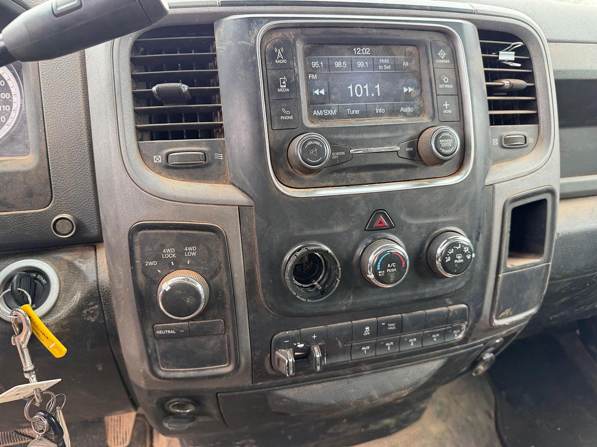 Used 2015 DODGE RAM 3500 HD 4X4 FLATBED PICKUP TRUCK