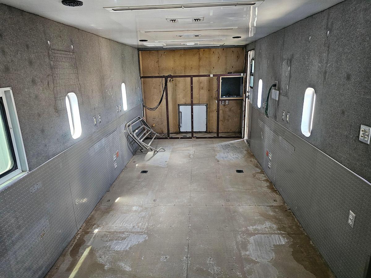 Used Competition Trailers 40’ x 102” T/A MOBILE OFFICE TRAILER