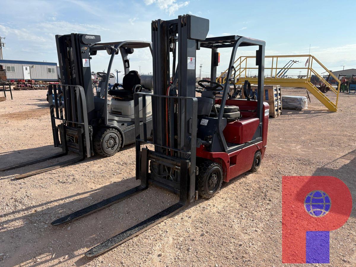 Used TUSK LIFT TRUCKS MODEL 300CG-1 FORKLIFT