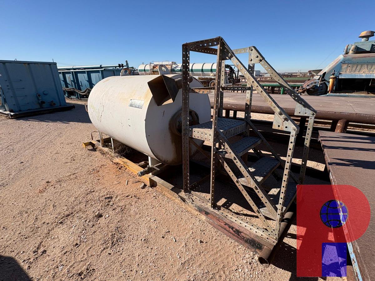 Used 15’ X 7.5’ X 3’ CATWALK & 4’ X 6’ SKIDDED USED OIL TANK