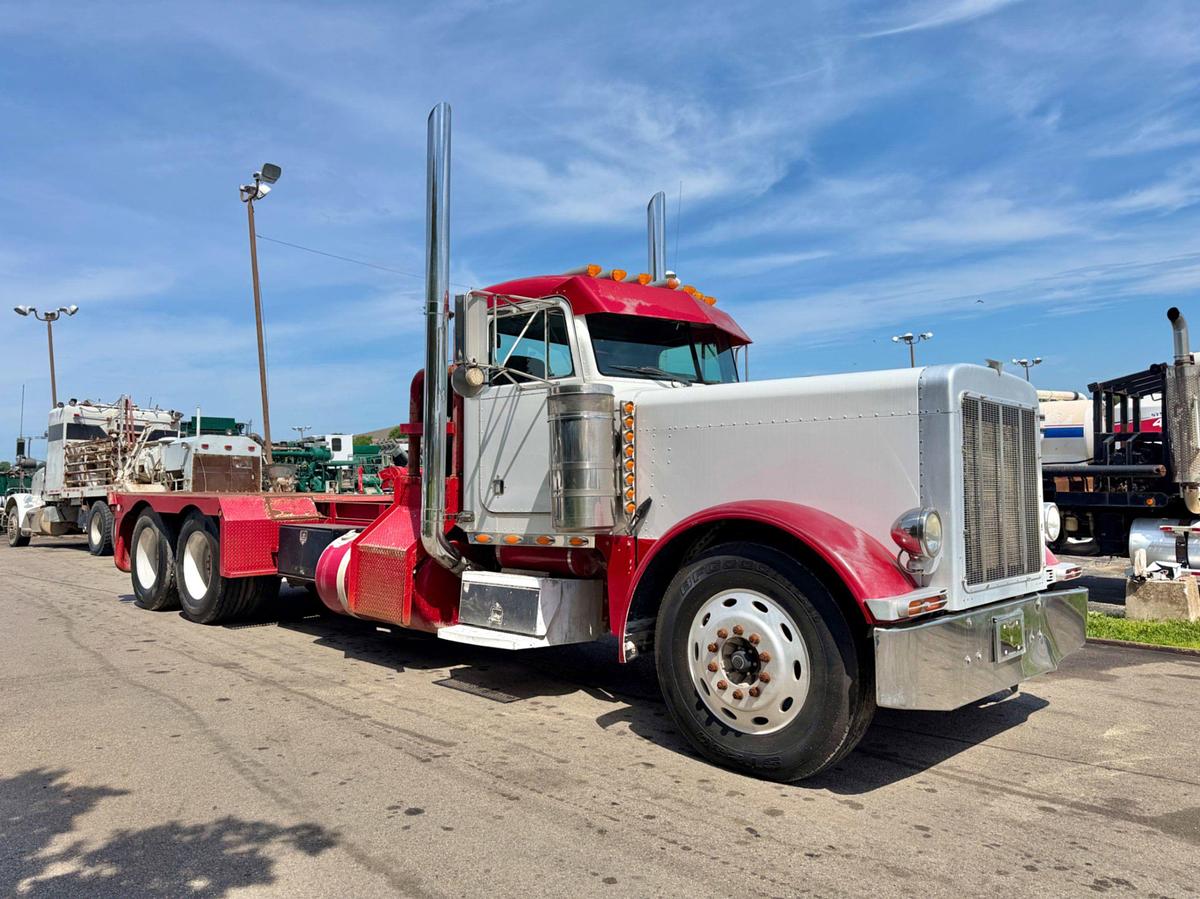 Used 1999 Peterbilt 379 T/A Slick Back Winch Truck