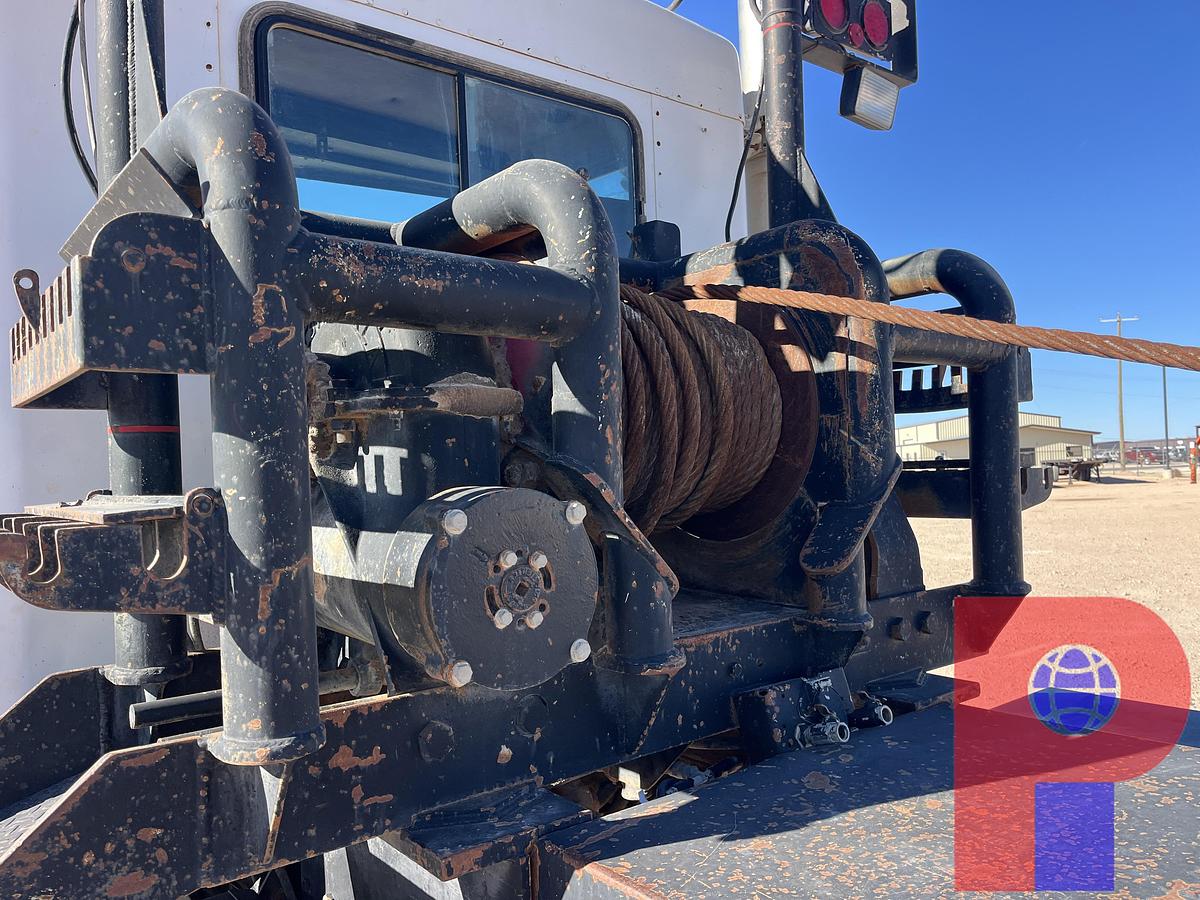 Used 1996 KENWORTH 3-AXLE DAYCAB WINCH TRUCK