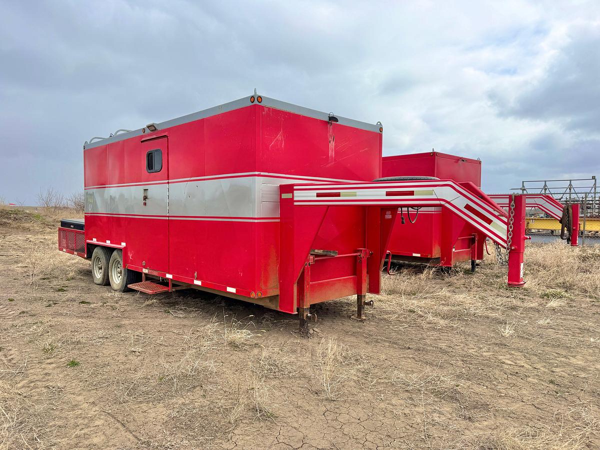 Used 2018 CHAOS METAL WORX 24' GN DOG HOUSE / TOOL TRAILER