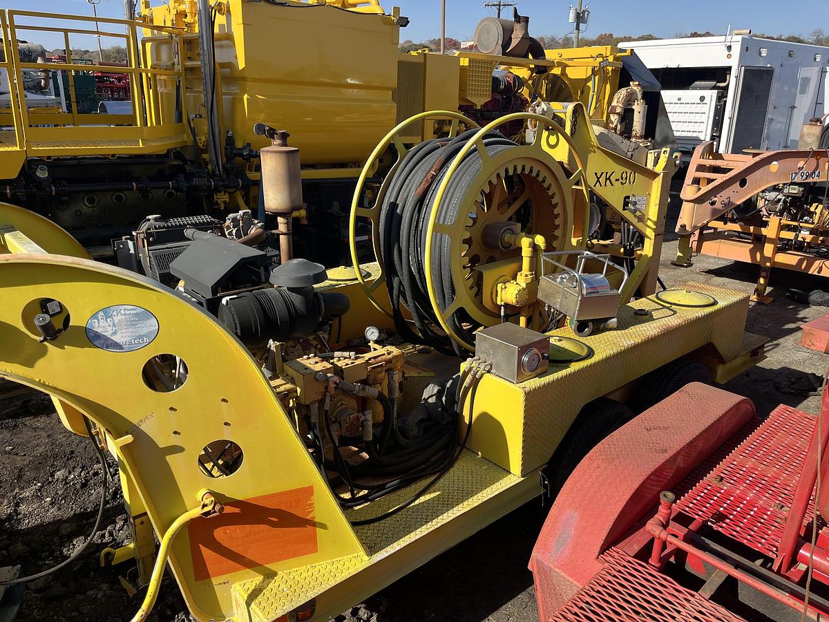 Used 2008 VENTURETECH XK-90 POWER SWIVEL MTD ON T/A GOOSENECK TRAILER