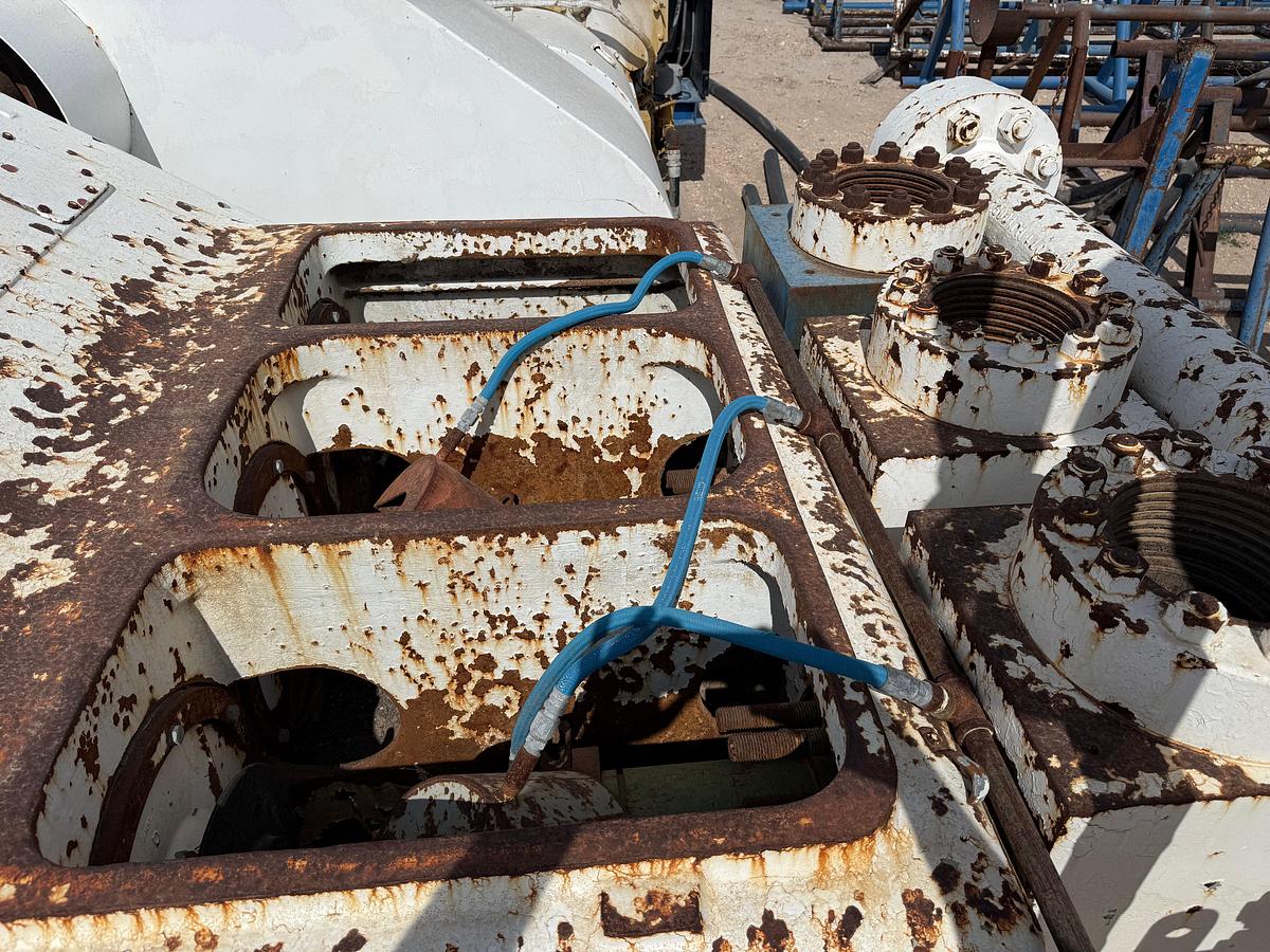 Used 2011 GARDNER DENVER PZ11 TRIPLEX DRILLING MUD PUMP P/B CATERPILLAR 3512, SKIDDED