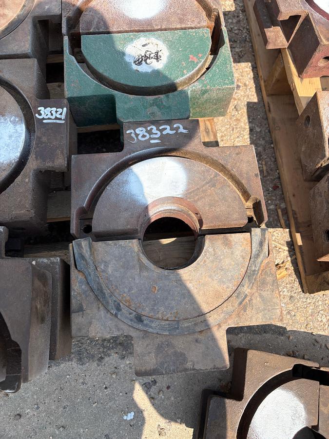 Used Set of (2) 9-1/2”W x 2-7/8” bop pipe rams