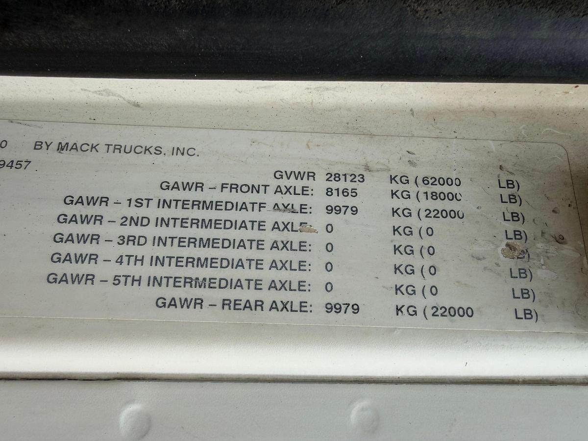 Used 2011 MACK GRANITE T/A DAYCAB HOT OIL TRUCK