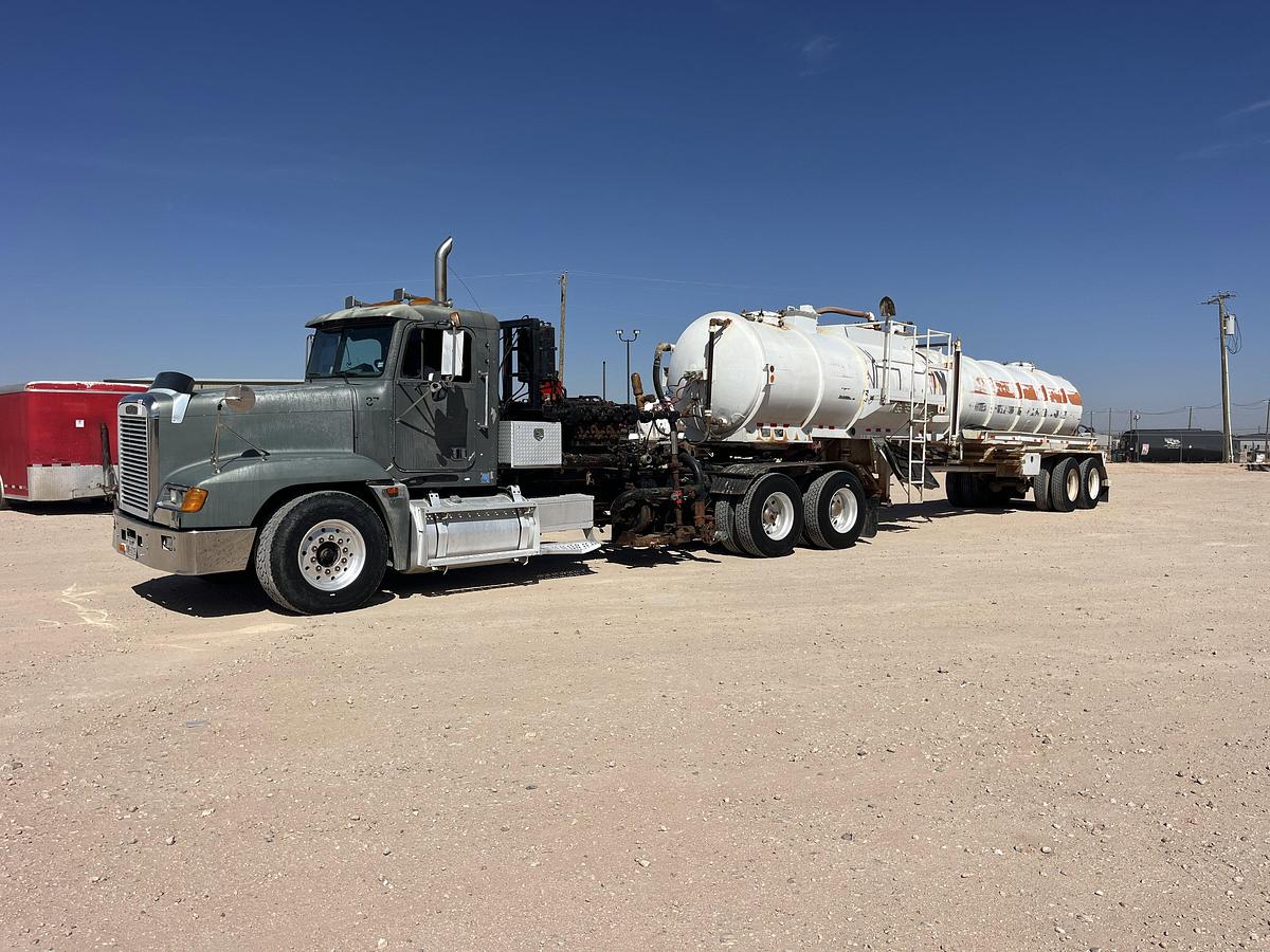 Used 1996 FREIGHTLINER T/A DAYCAB KILL TRUCK  & 2008 OVERLAND T/A KILL TRAILER