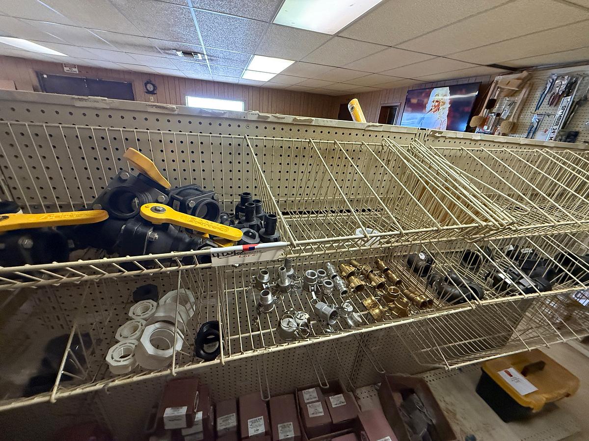 Used 2-WIRE BINS OF 1” THRU 2” PVC, ALUM, BRASS CAMLOCK FITTINGS & VALVES
