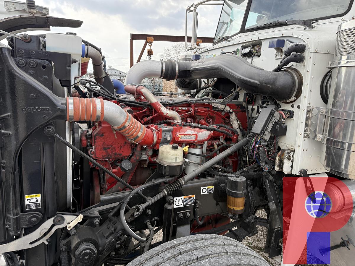 Used 2014 PETERBILT 388 T/A DUMP TRUCK