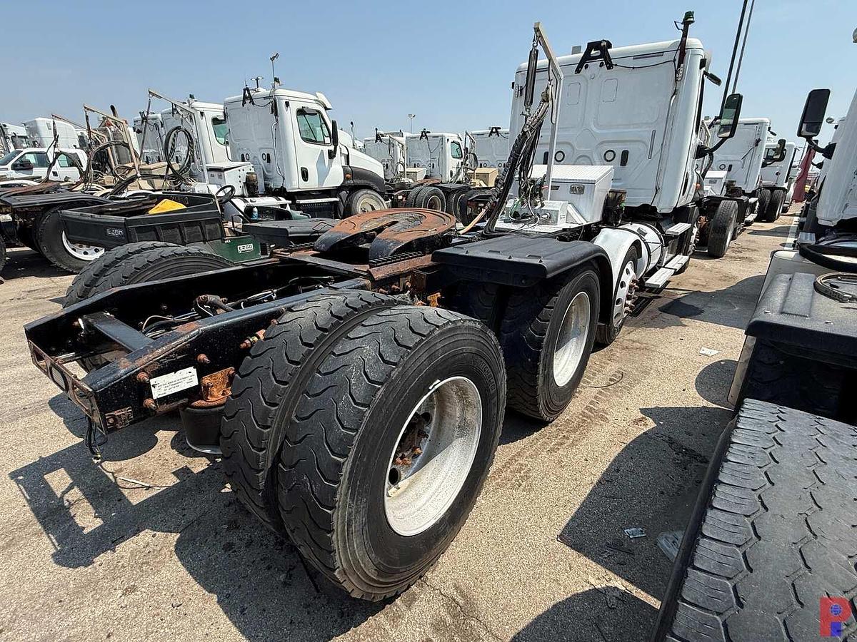 Used 2018 FREIGHTLINER CASCADIA TRI AXLE TRUCK TRACTOR