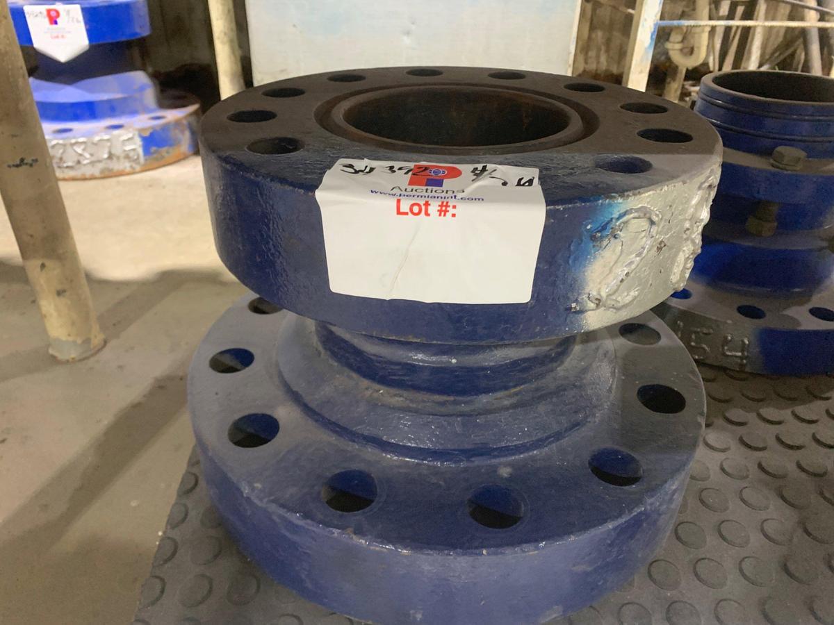 Used 7 1/16 5M x 7 1/16 10M Spool