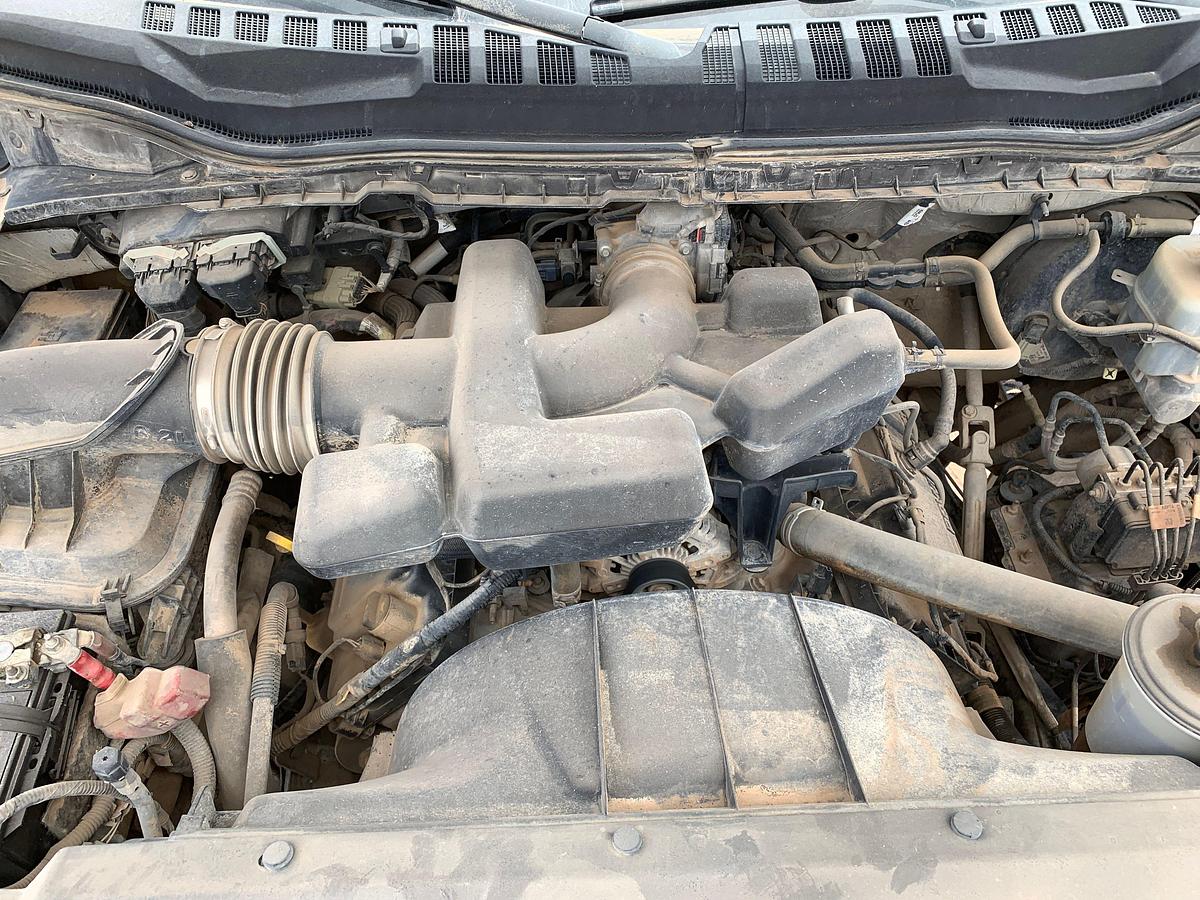 Used 2018 FORD F-250 SUPER DUTY CREW CAB PICKUP TRUCK