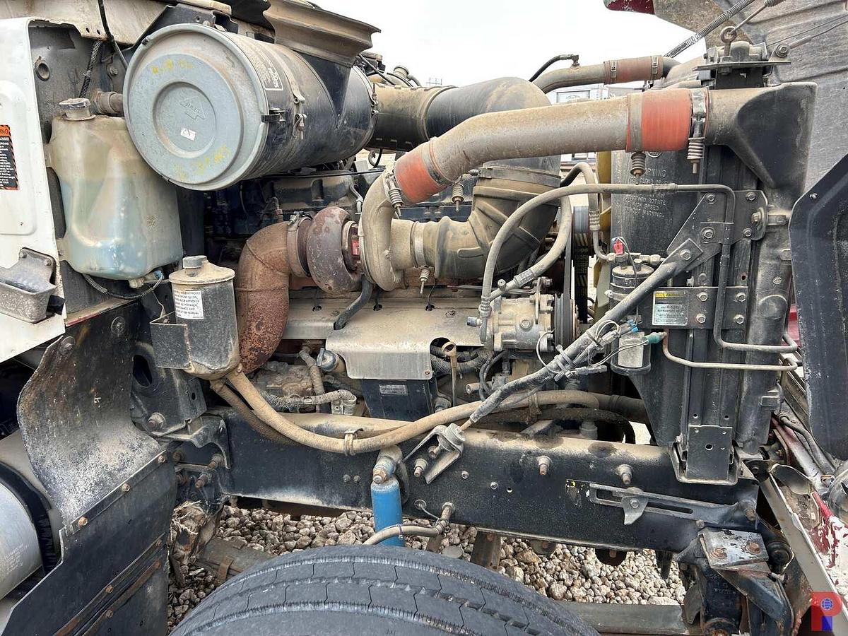 Used 1999 MACK CH613 CAB & CHASSIS W/ CT REEL