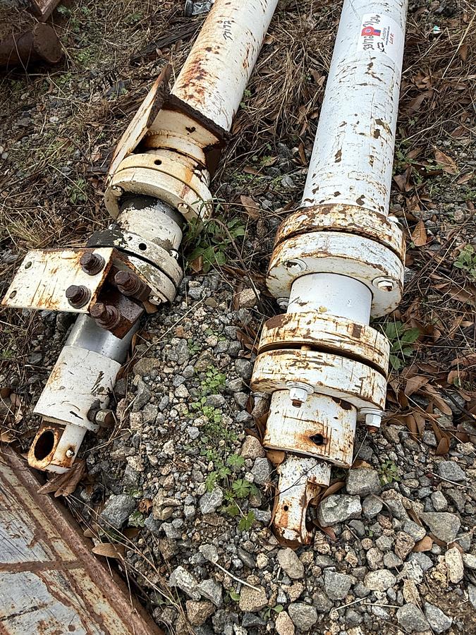 Used (2) 6” DIA X 29’L SCOPING CYLINDERS F/ WS DERRICK