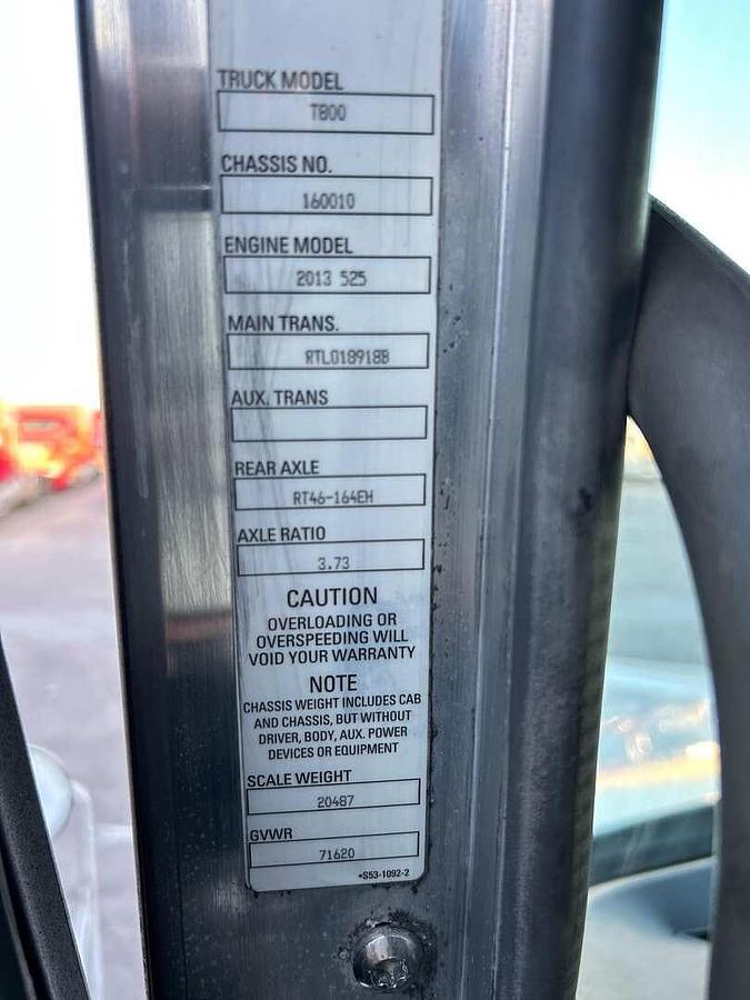 Used 2016 KENWORTH T8OO TRI-AXLE DAY CAB TRUCK TRACTOR