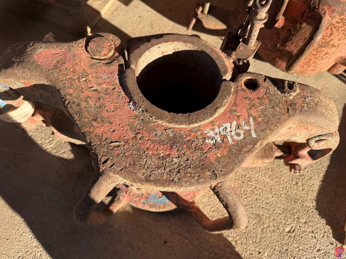 Used (2) PALLETS & FLOOR SECTION OF (12) 50 TON - 150 TON WILSON & AOT SIDE LATCH ELEVATORS