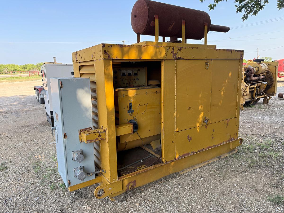 Used CATERPILLAR 105-KW 3-PHASE GENERATOR SET P/B CAT 3304T DIESEL ENGINE