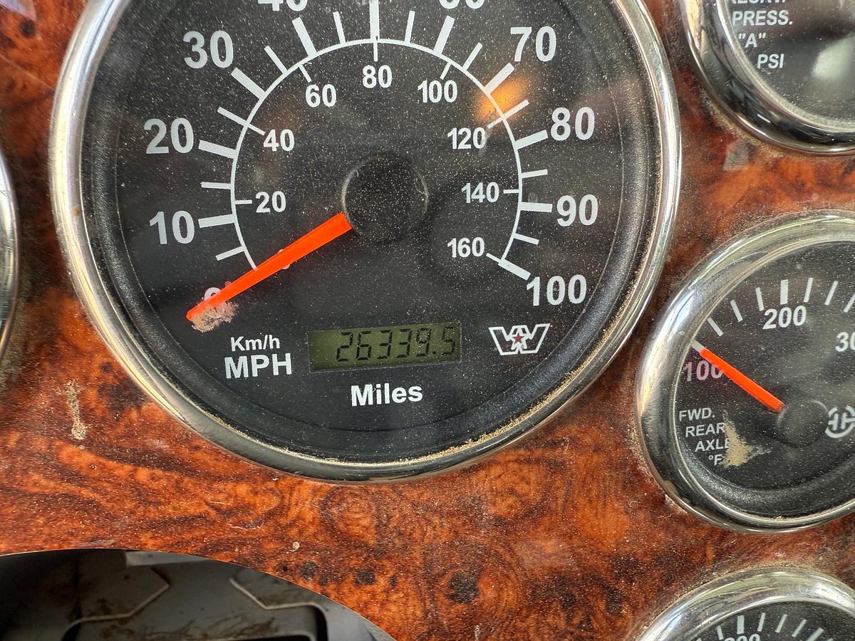 Used 2009 WESTERN STAR 4900 SB BED / POLE WINCH TRUCK (26,000 Miles!!)