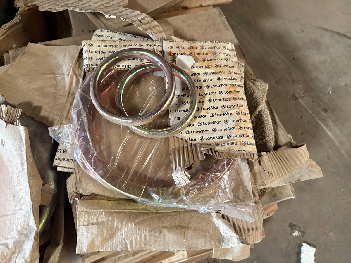 Used Pallet of (80+) assorted size ring gaskets