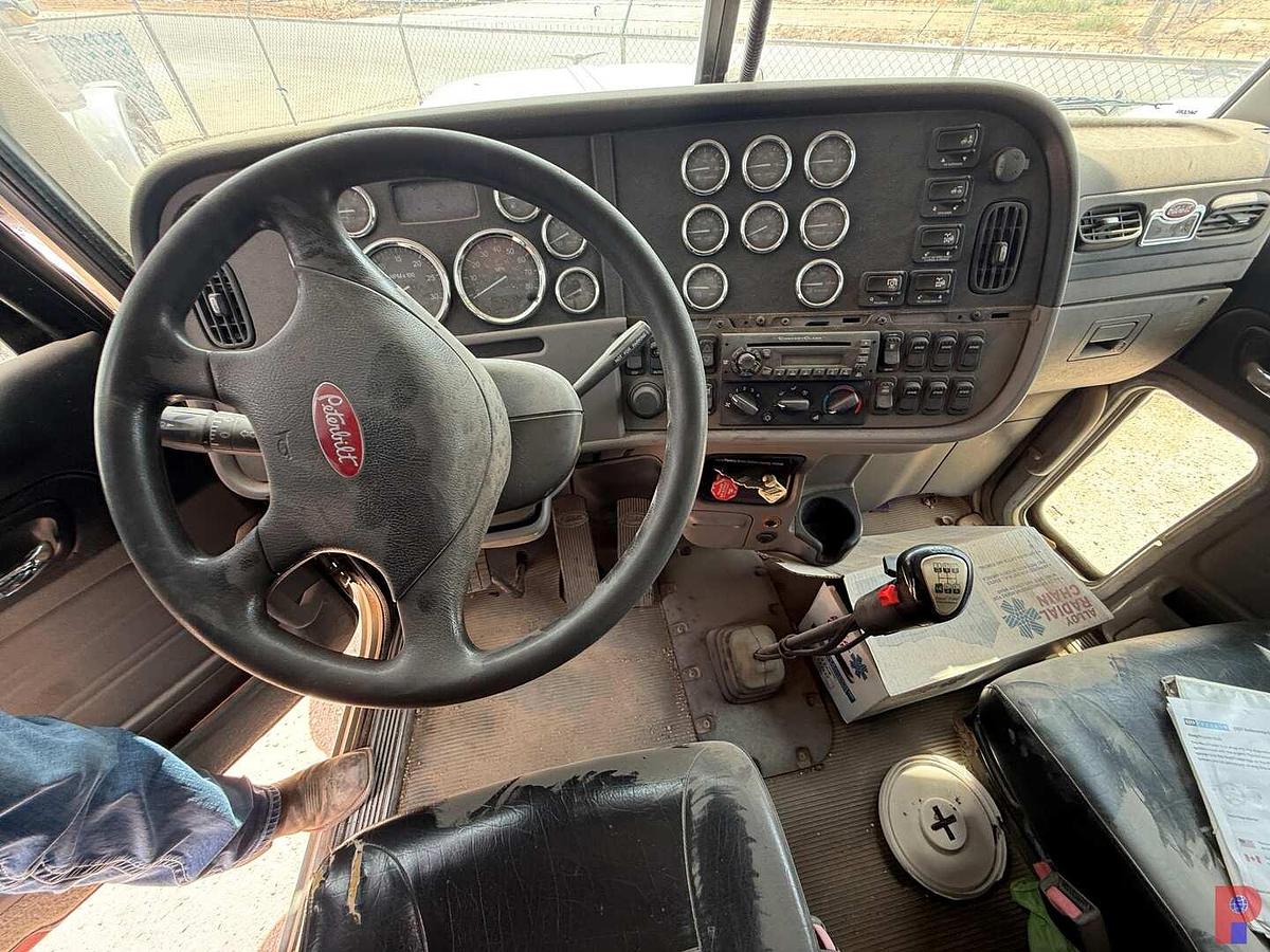 Used 2013 PETERBILT 388 T/A SLEEPER HAUL TRUCK, INOP.