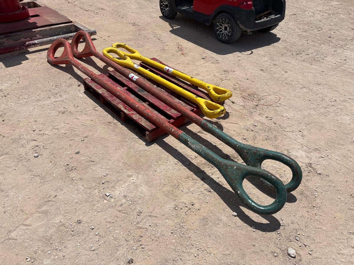 Used (2) 2-1/4” x 132” elevator links