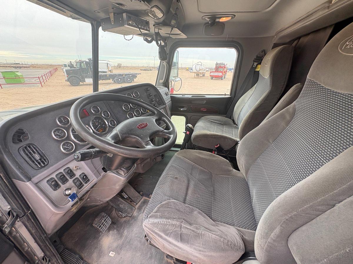 Used 2014 PETERBILT 367 T/A SLEEPER KNUCKLE BOOM CRANE TRUCK