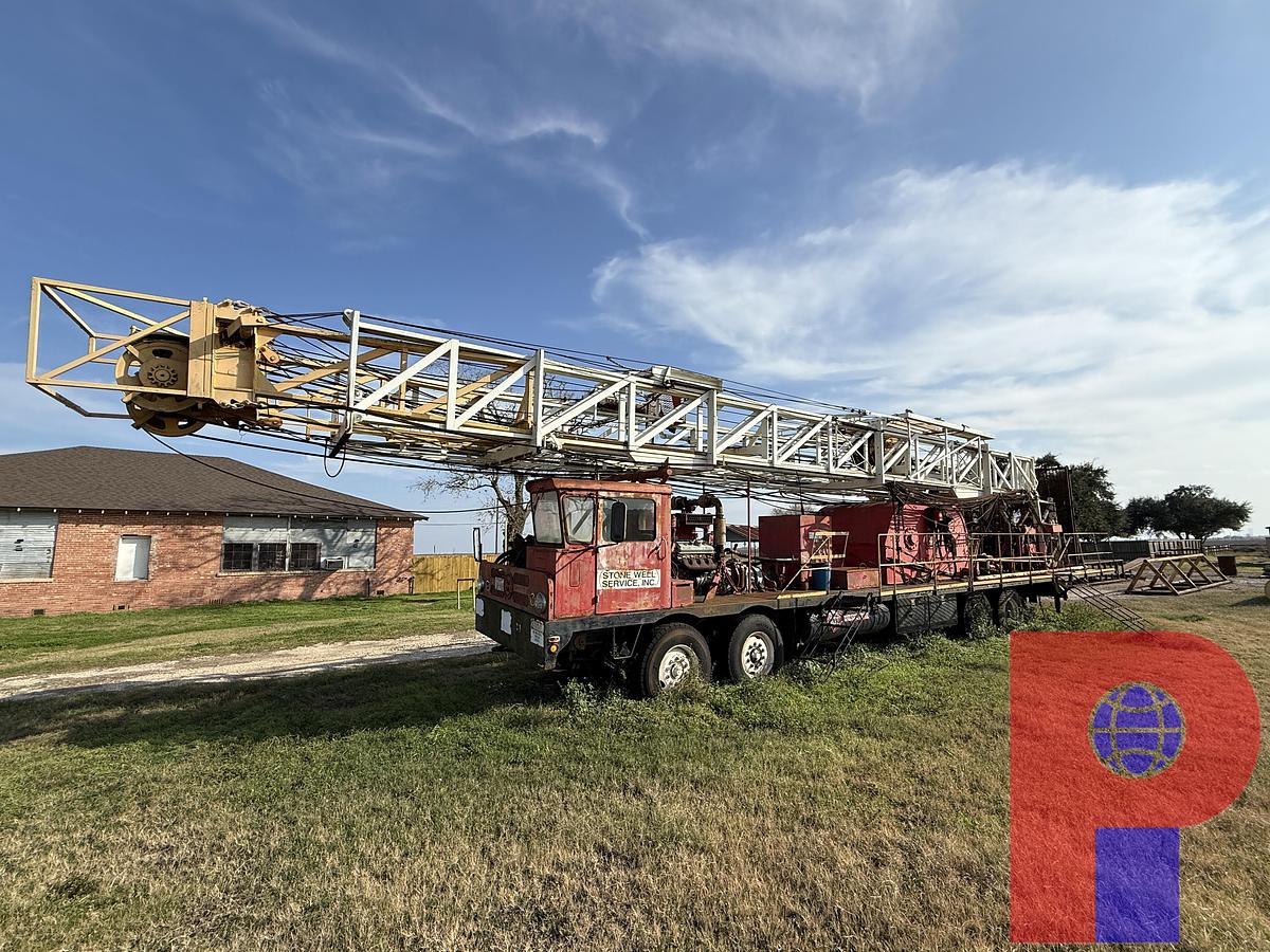 Used 1979 MOLLER 300 DD 96'-180K 4-AXLE WELL SERVICE WORKOVER RIG