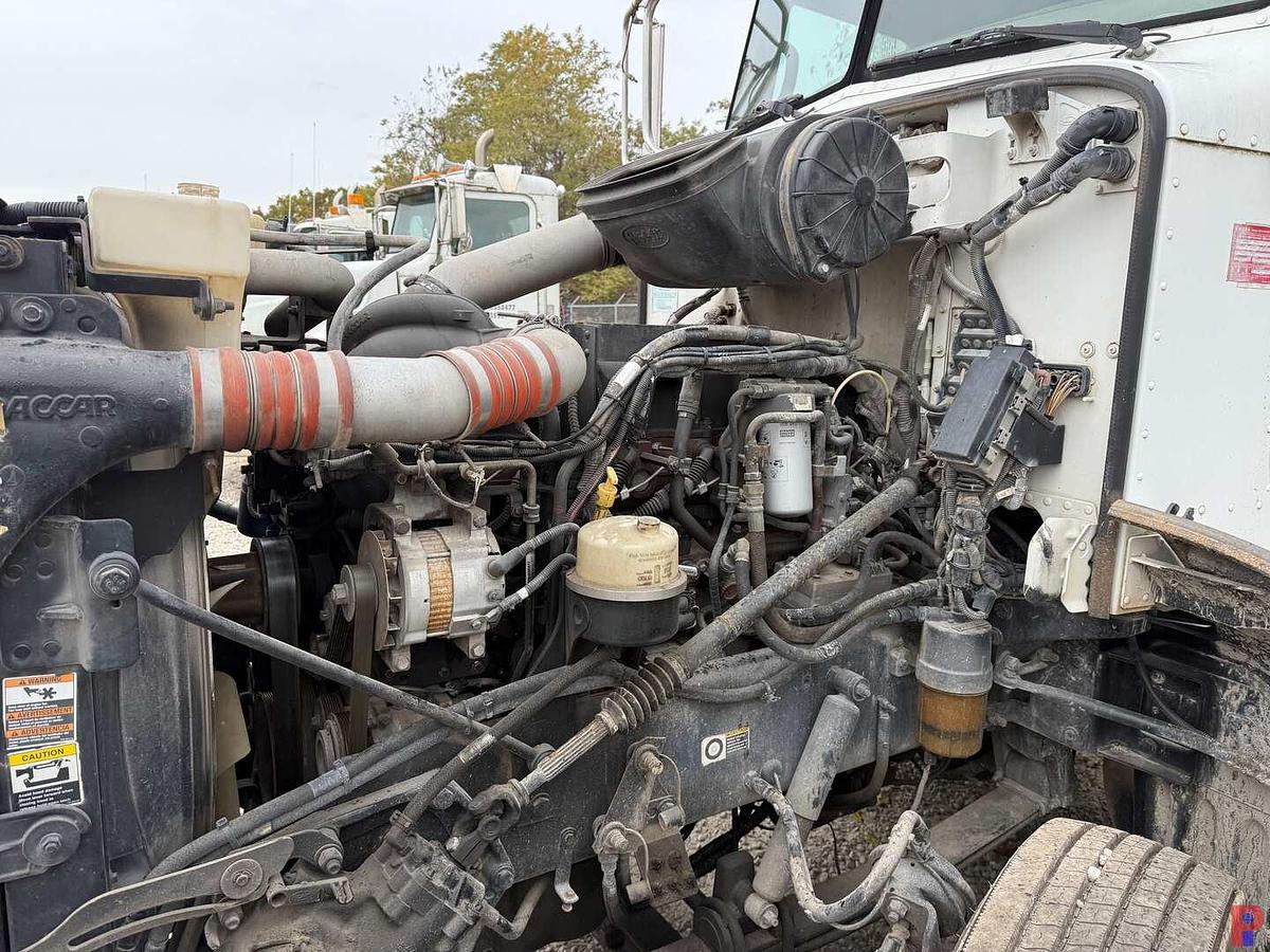 Used 2012 PETERBILT 386 T/A DAY CAB TRUCK TRACTOR (RUNS, INOP)