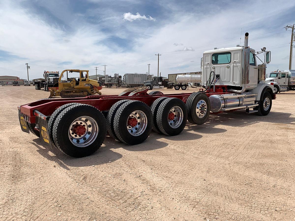 Used 2012 WESTERN STAR 4900 SA 4-AXLE TRI-DRIVE HEAVY HAUL TRUCK TRACTOR