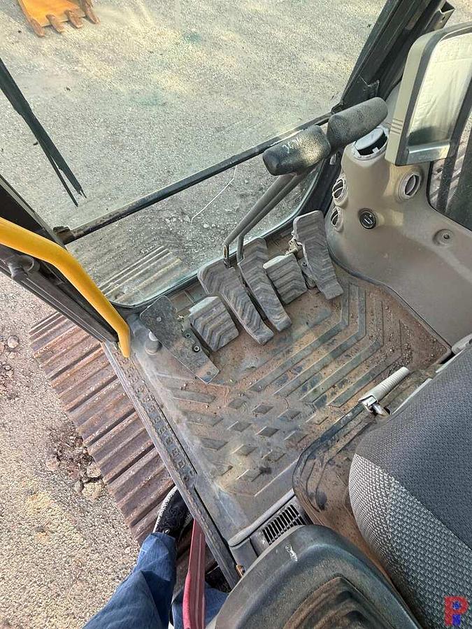 Used 2010 VOLVO EC210CL EXCAVATOR