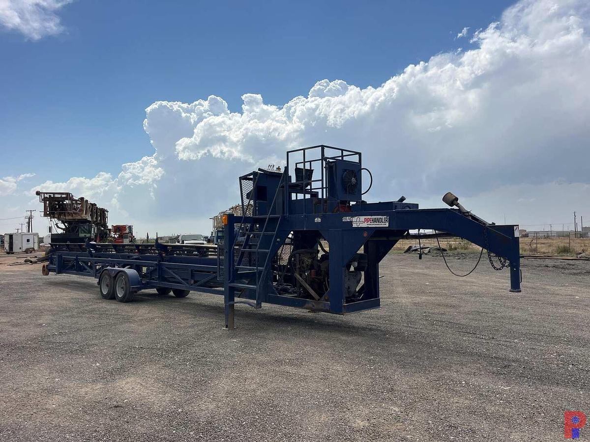 Used 38’ PIPEHANDLER CATWALK TRAILER P/B A DEUTZ 3 CYLINDER ENGINE