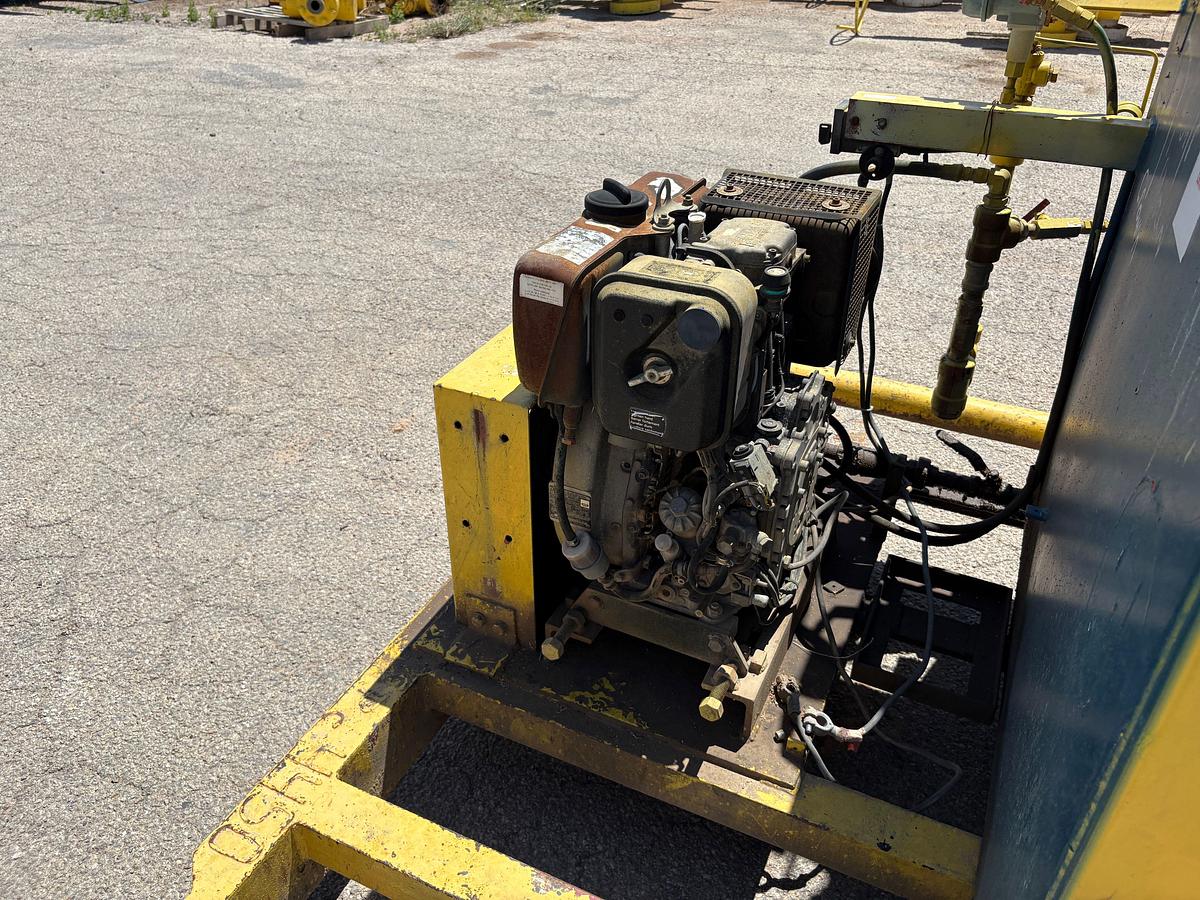 Used 4-station closing unit, skidded