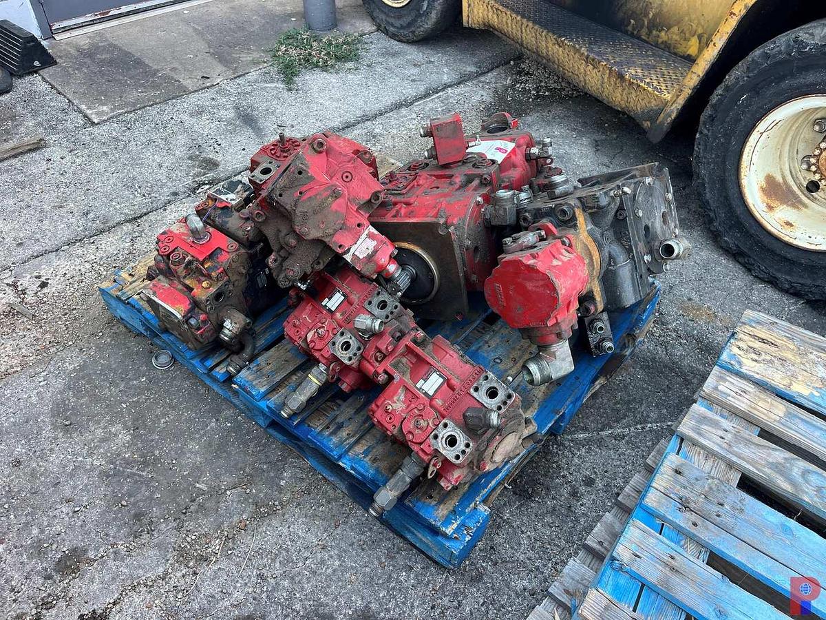 Used PALLET (4) DANFOSS HYDRAQUIP HYDRAULIC PUMPS