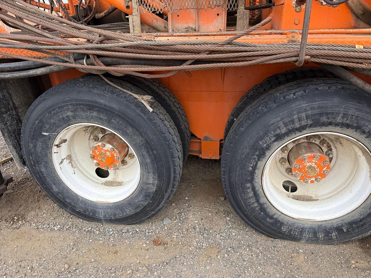 Used 1984 FRANKS MOBILRIG 300 1287/160 DTD-HT 96’-215K 4-AXLE WELL SERVICE WORKOVER RIG