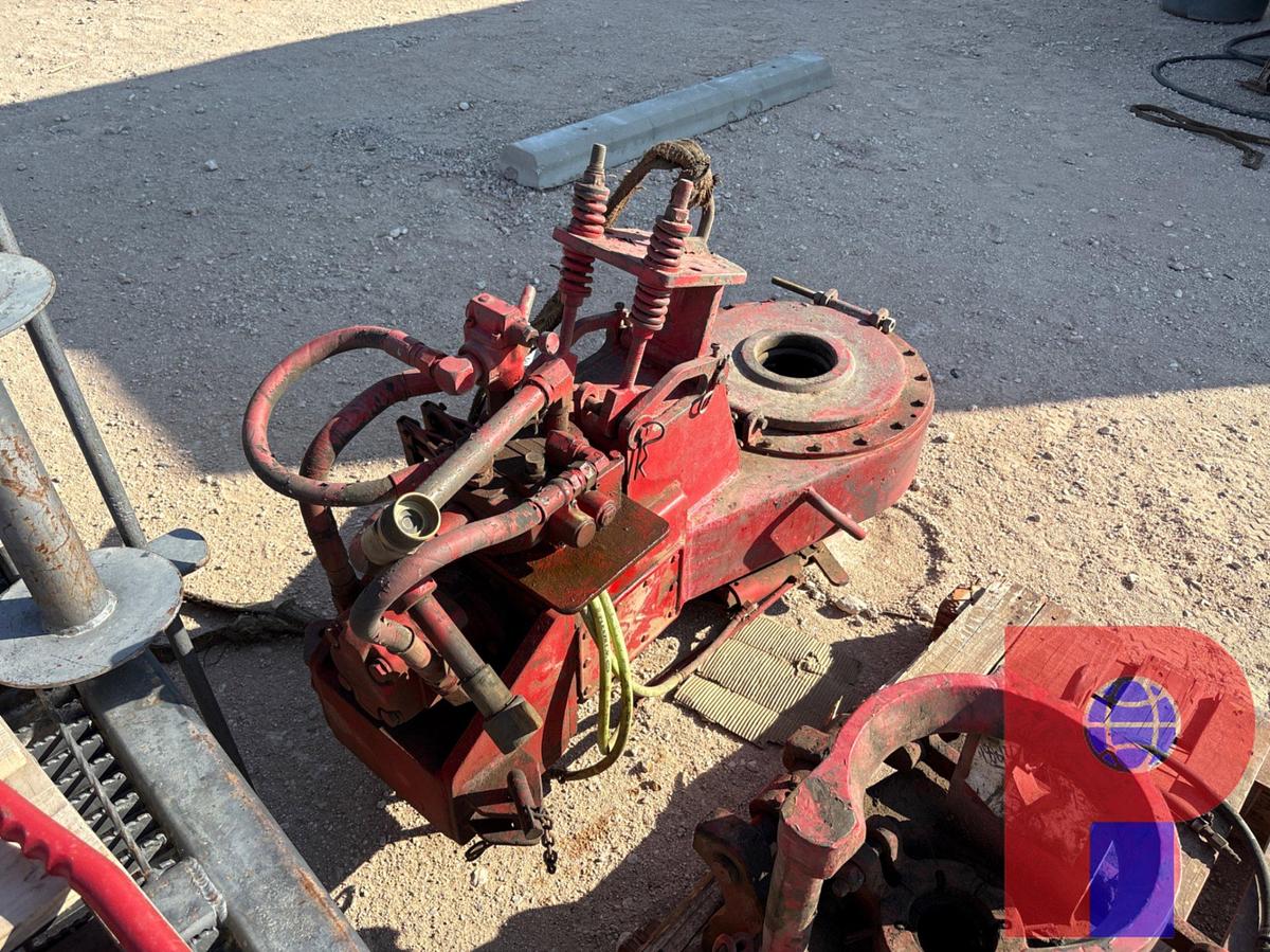 Used 58-93R HYDRAULIC TUBING TONG W/ AIR BACKUP