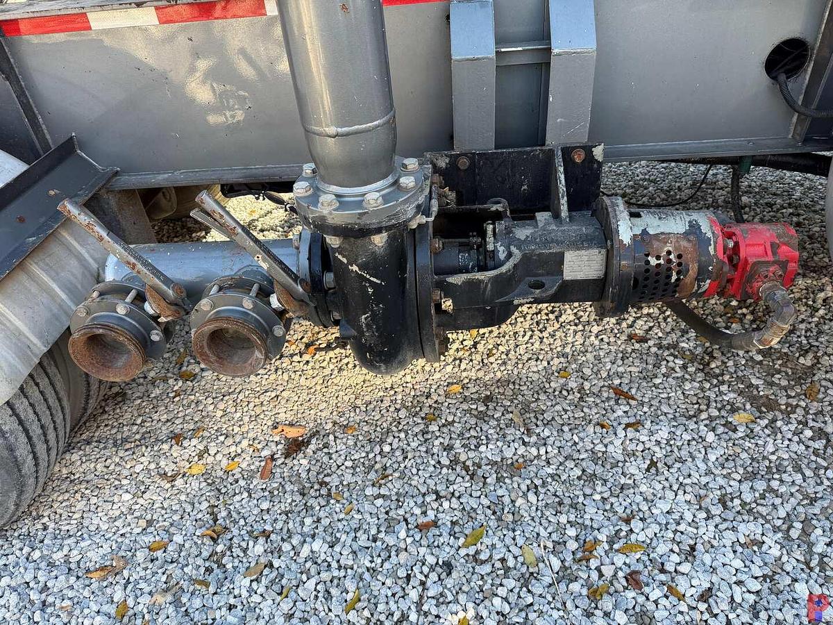 Used 2012 UE MANUFACTURING 2250 HP QUINTUPLEX 3-AXLE FRAC PUMP TRAILER (FIELD READY)