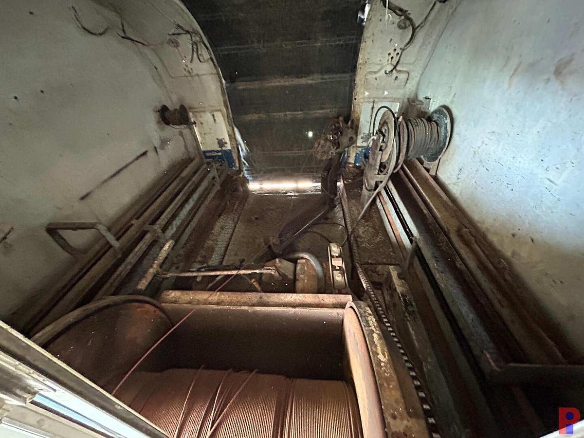 Used 1992 INTERNATIONAL S/A WIRELINE TRUCK