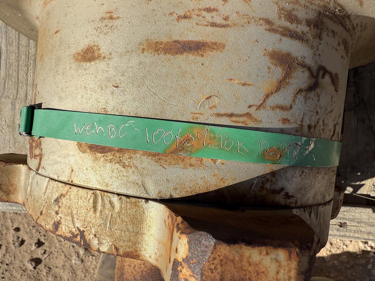 Used (2) MULTI-SIZE SINGLE PLUG CEMENT HEADS