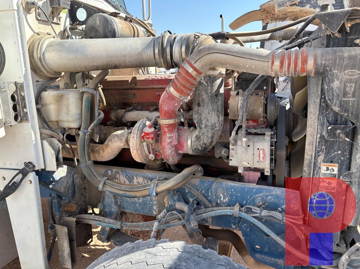 Used 2007 PETERBILT 378 T/A SLEEPER VAC TRUCK (INOP)