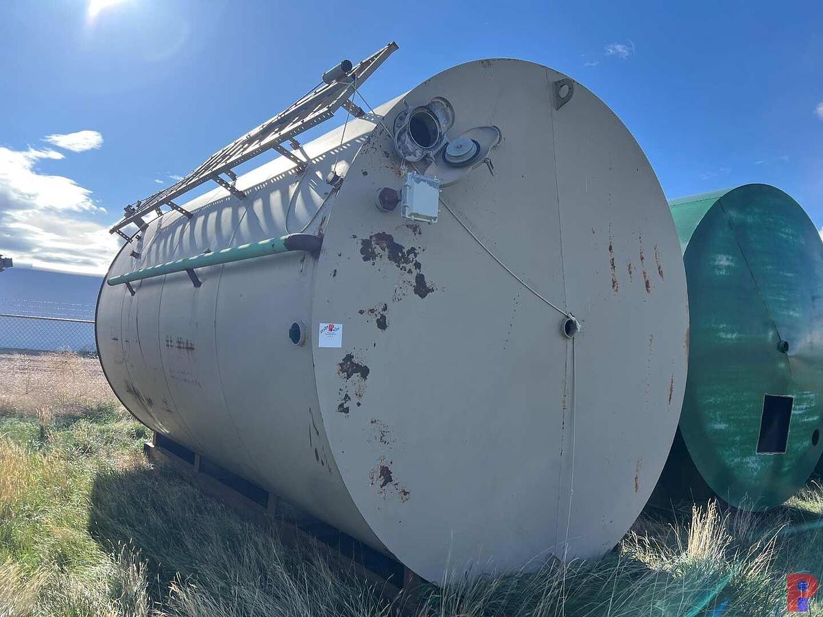 Used SKIDDED 12’DIAMETER X 20’H 400BBL VERTICAL STORAGE TANK
